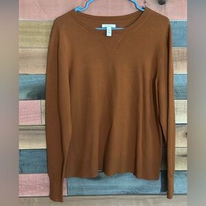 Daily Ritual Women's Sweater in Rust Brown